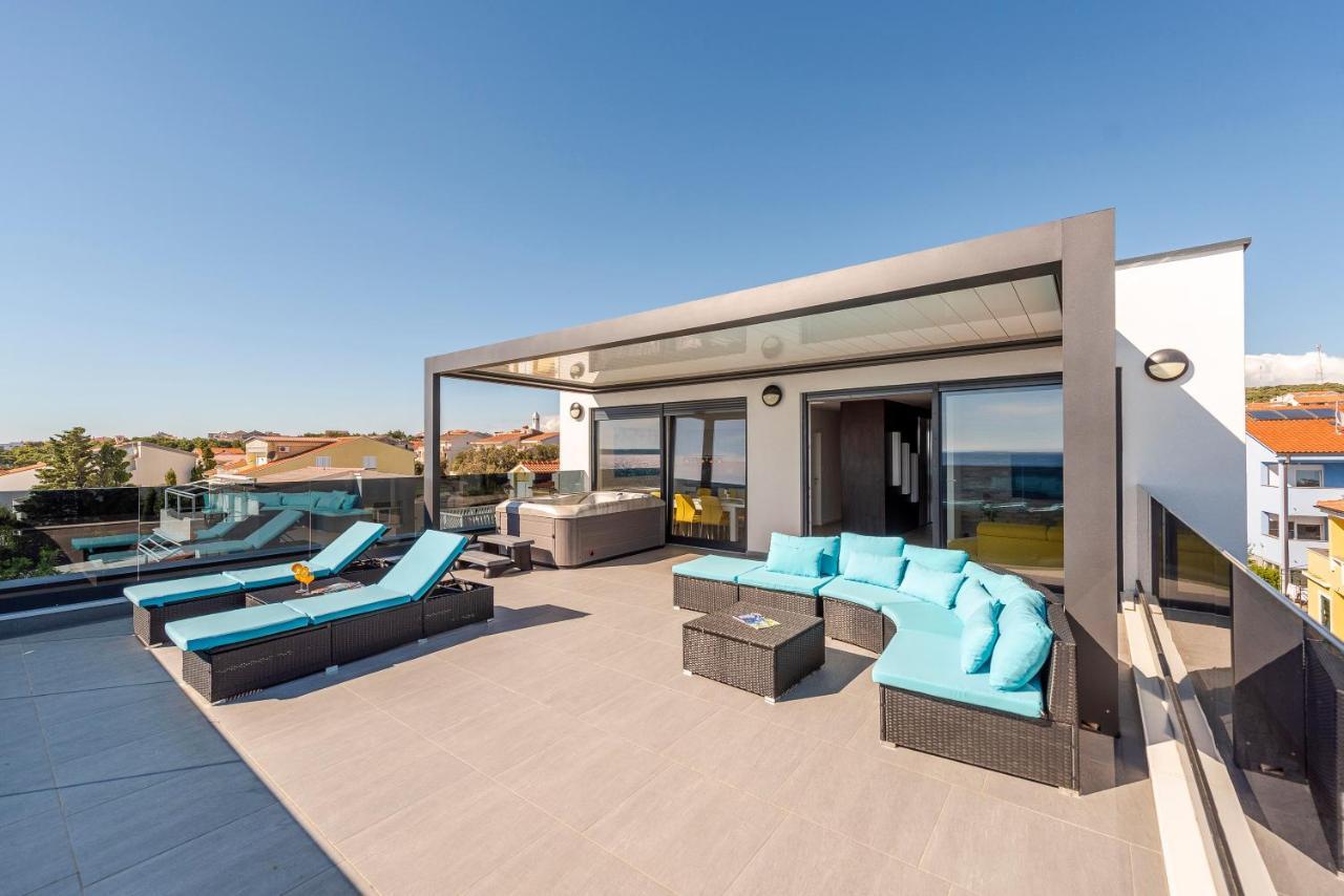Mediteran Luxury Penthouse With Jacuzzi Mandre Bagian luar foto