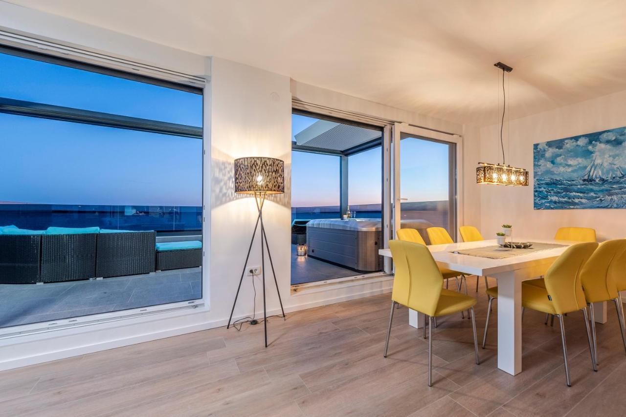 Mediteran Luxury Penthouse With Jacuzzi Mandre Bagian luar foto